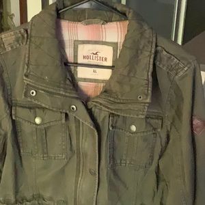 Hollister women’s lightweight jacket